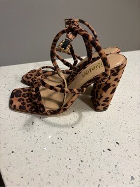 Leopard Print Block Heel Sandals - Brown